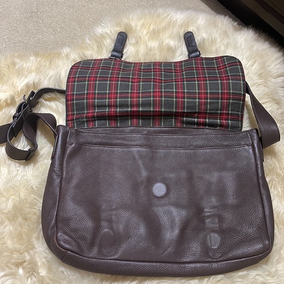Trask Soft leather messenger bag - Picture 5 of 11